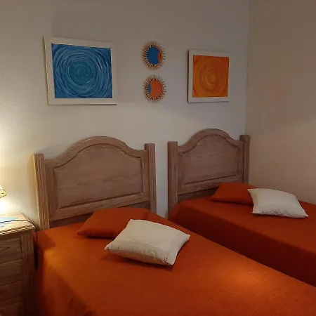 Iberlagos Apartament *